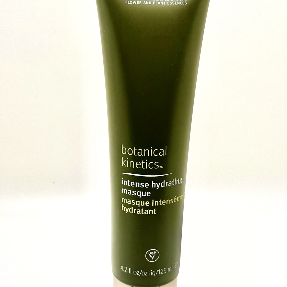 Aveda Botanical Kinetics Intense Hydrating Masque - Green